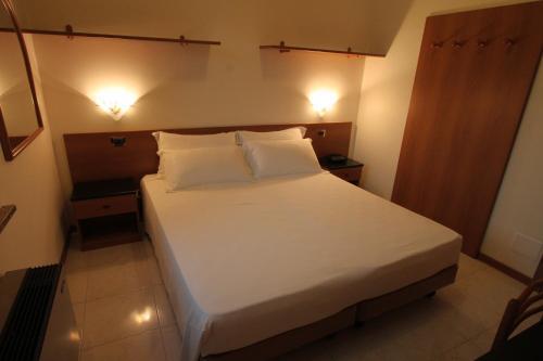 Street Hotel Comacchio Ngoại thất bức ảnh